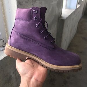 TIMBERLAND PURPLE BOOTS